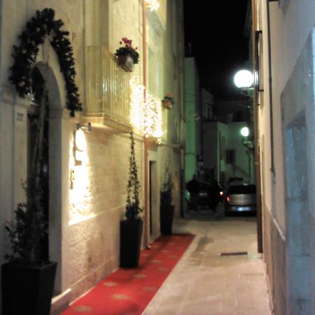 Albergo Diffuso Dimora Rossi B&B Тури Екстериор снимка