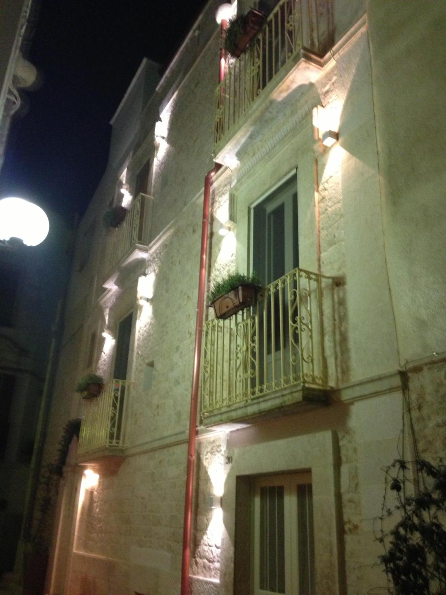 Albergo Diffuso Dimora Rossi B&B Тури Екстериор снимка